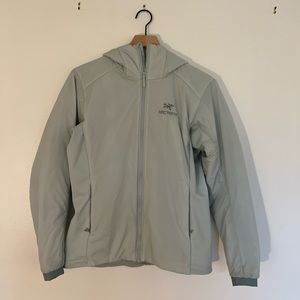 Arc’teryx Atom Hoody - Light Blue